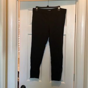 Express legging with zipper ankle